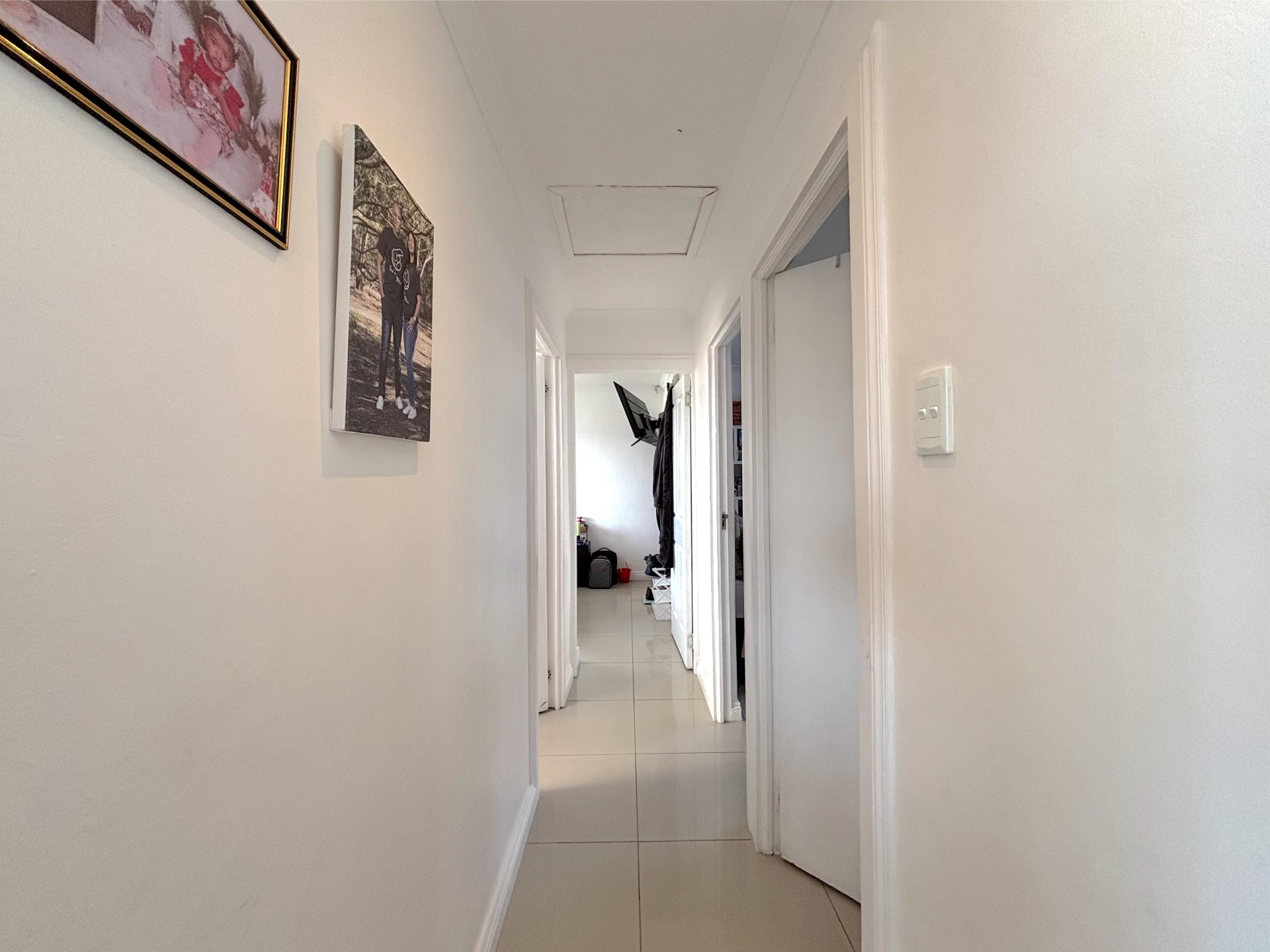 Property photograph 4
